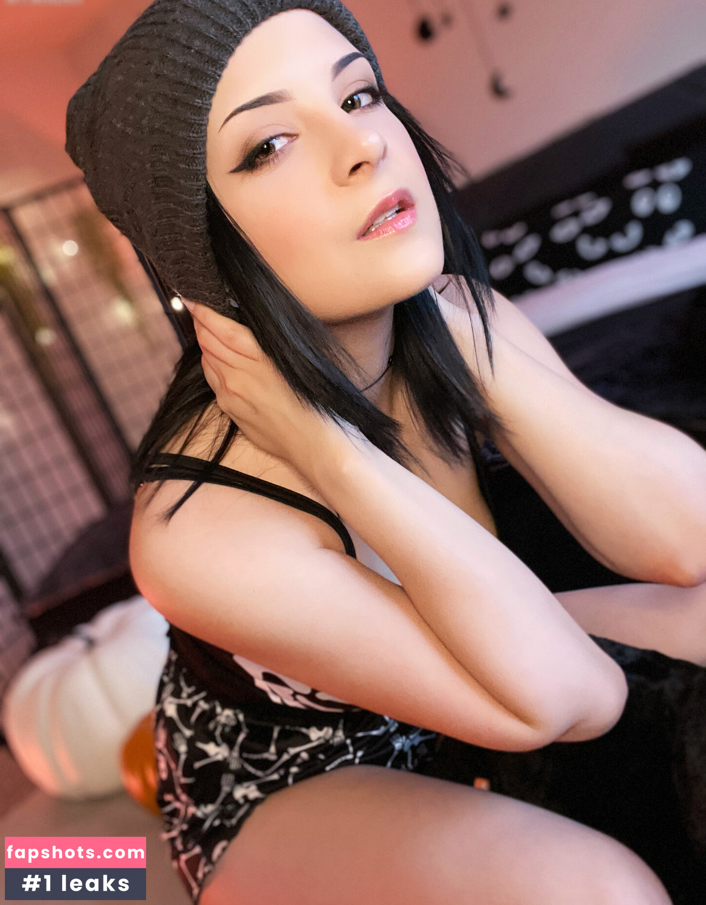 Hisoneko gallery photo #49