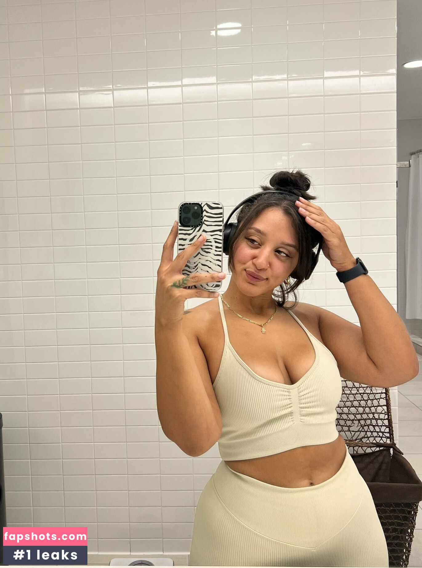 Hispanic gallery photo #52