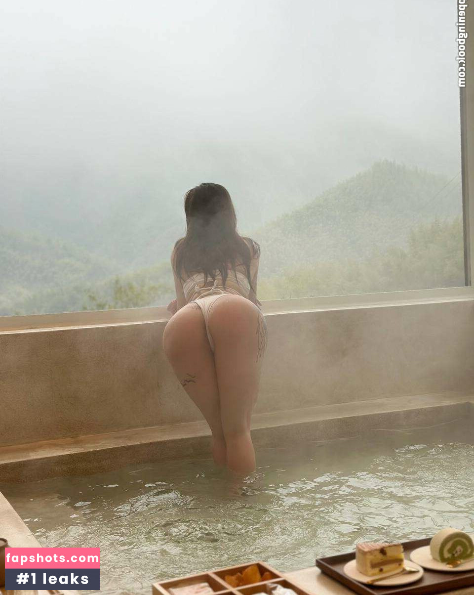 Hitomi Songyuxin Nahé úniky fotek pouze od fanoušků #243 - Fapshots