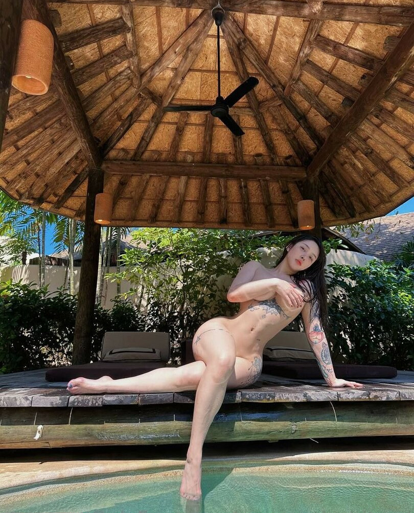 hitomi-songyuxin Nude Leaks OnlyFans Photos #619 - LeakJerk