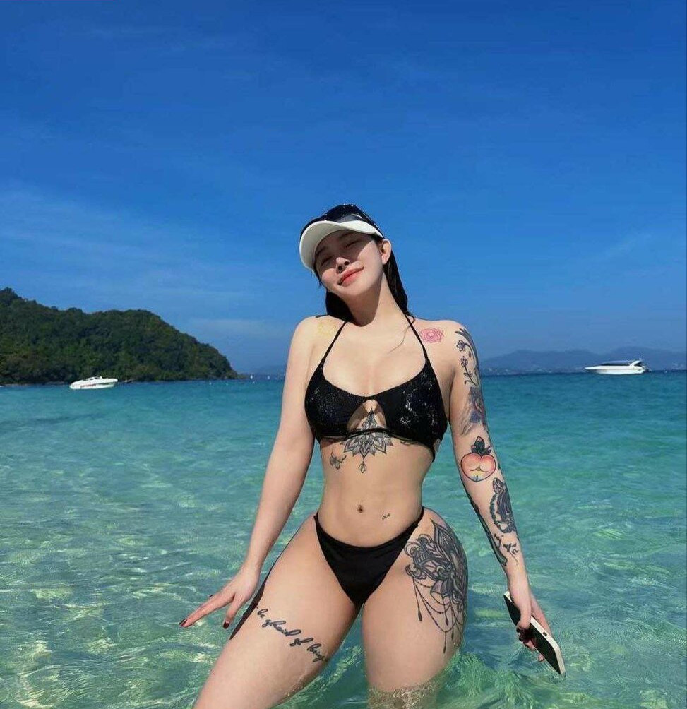 hitomi-songyuxin Nude Leaks OnlyFans Photos #701 - LeakJerk