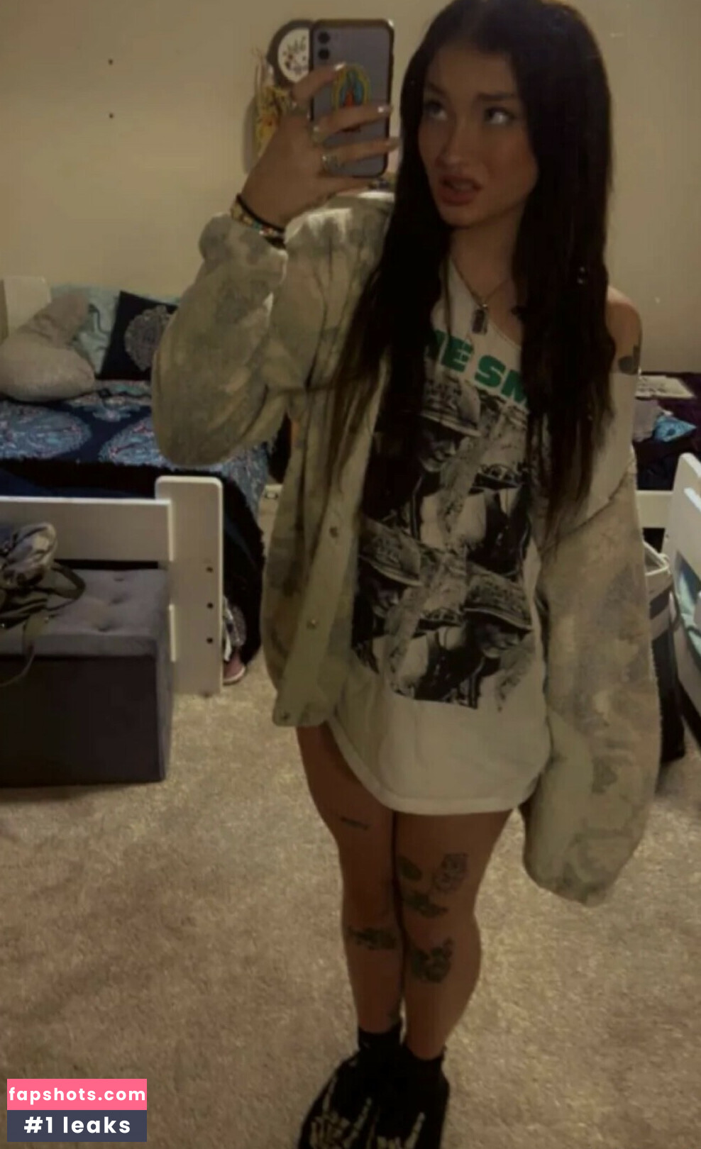 HoboQueen gallery photo #7