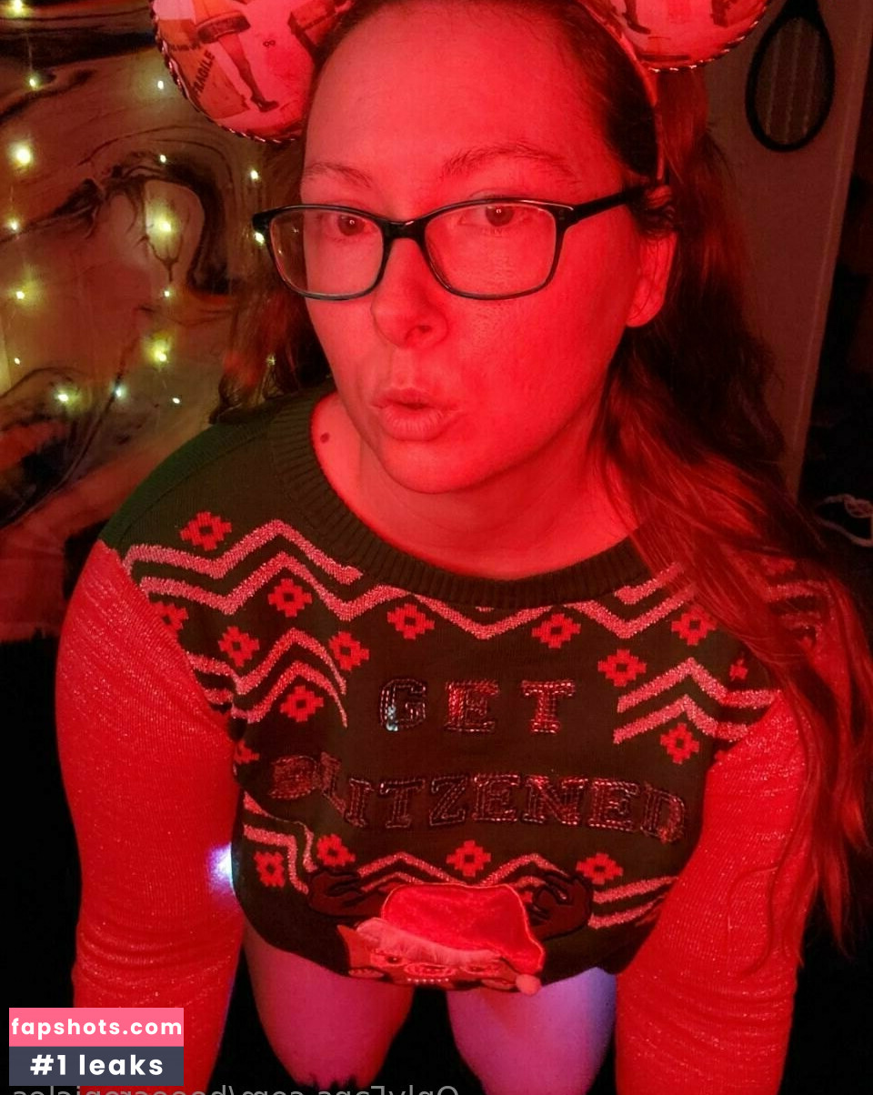 hoeecronicles gallery photo #17