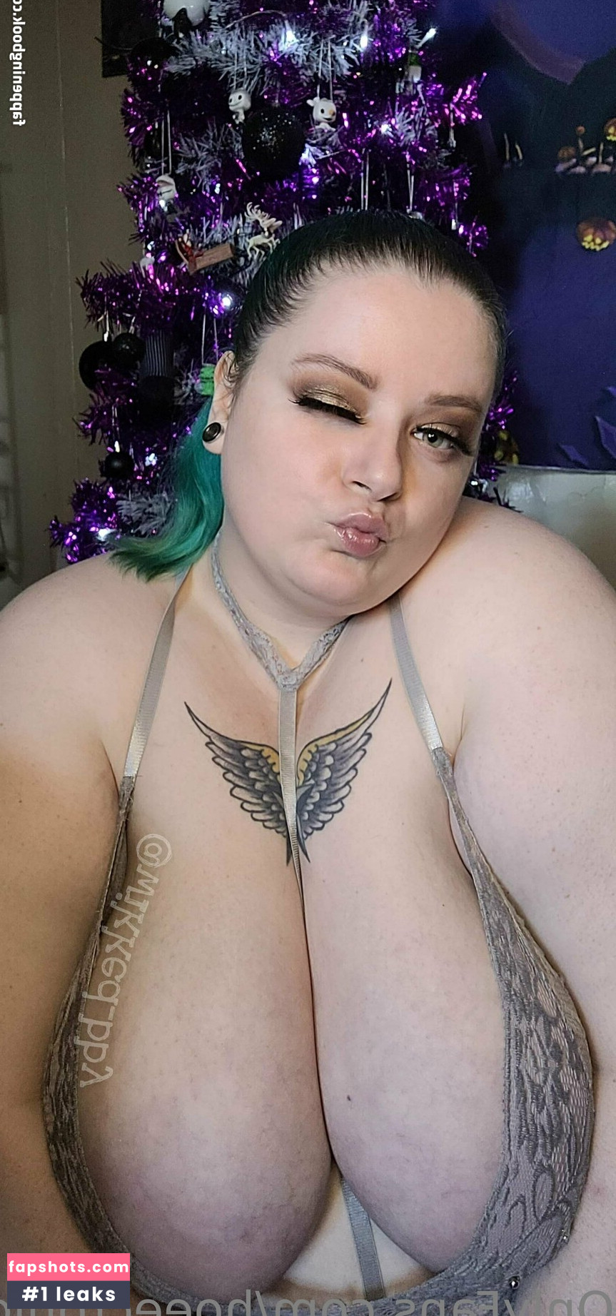 hoeecronicles gallery photo #29