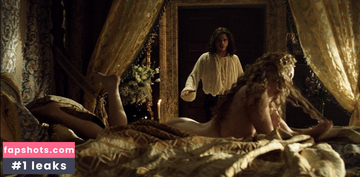 Holliday Grainger Nude Leaks OnlyFans Photos #71 - LeakJerk