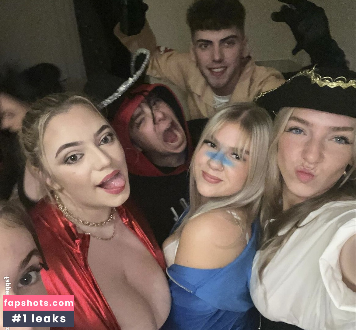 Hollie H gallery photo #5