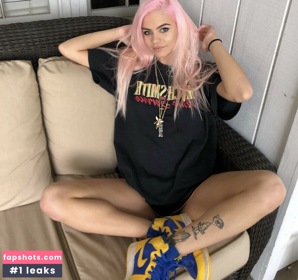 Hollie Rotten gallery photo #3