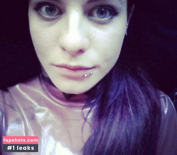 Holliepopx gallery photo #11