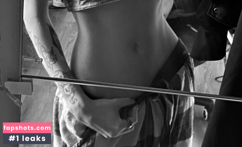 Hollowpix_ gallery photo #2