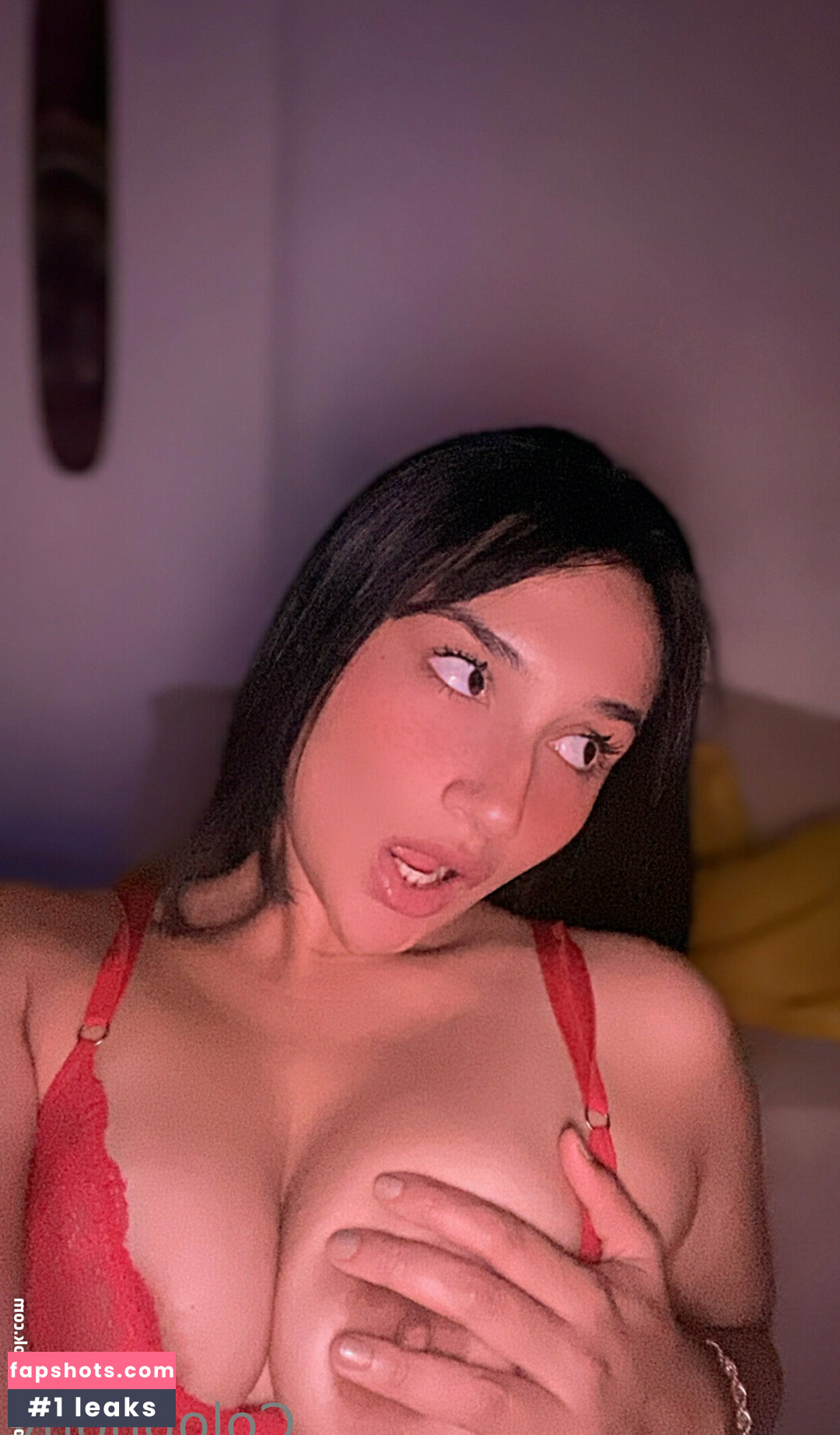 holly.bratty gallery photo #10