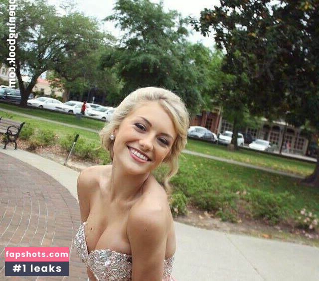 Holly Cloar gallery photo #11