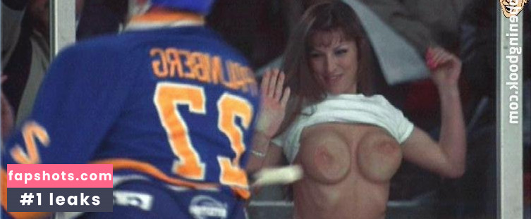 Holly Eglington gallery photo #27