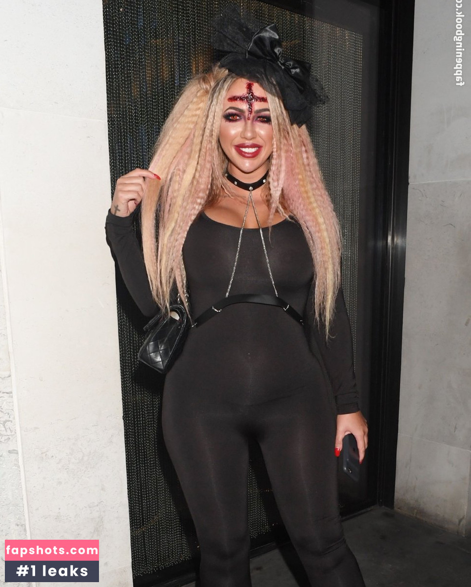 Holly Hagan gallery photo #134