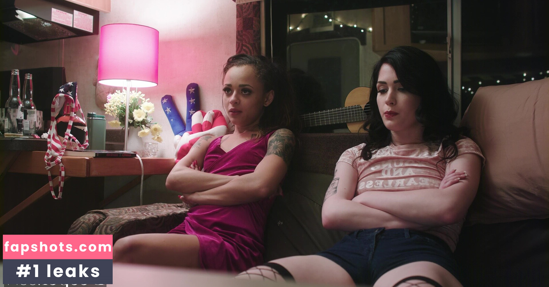 Holly Hendrix gallery photo #35