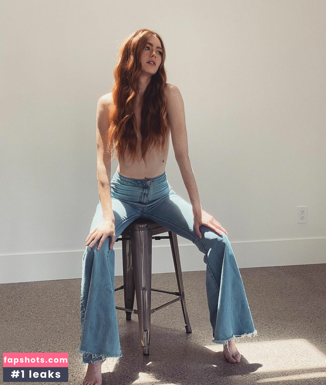 Holly Hicks Nude Leaks OnlyFans Photos #8 - LeakJerk