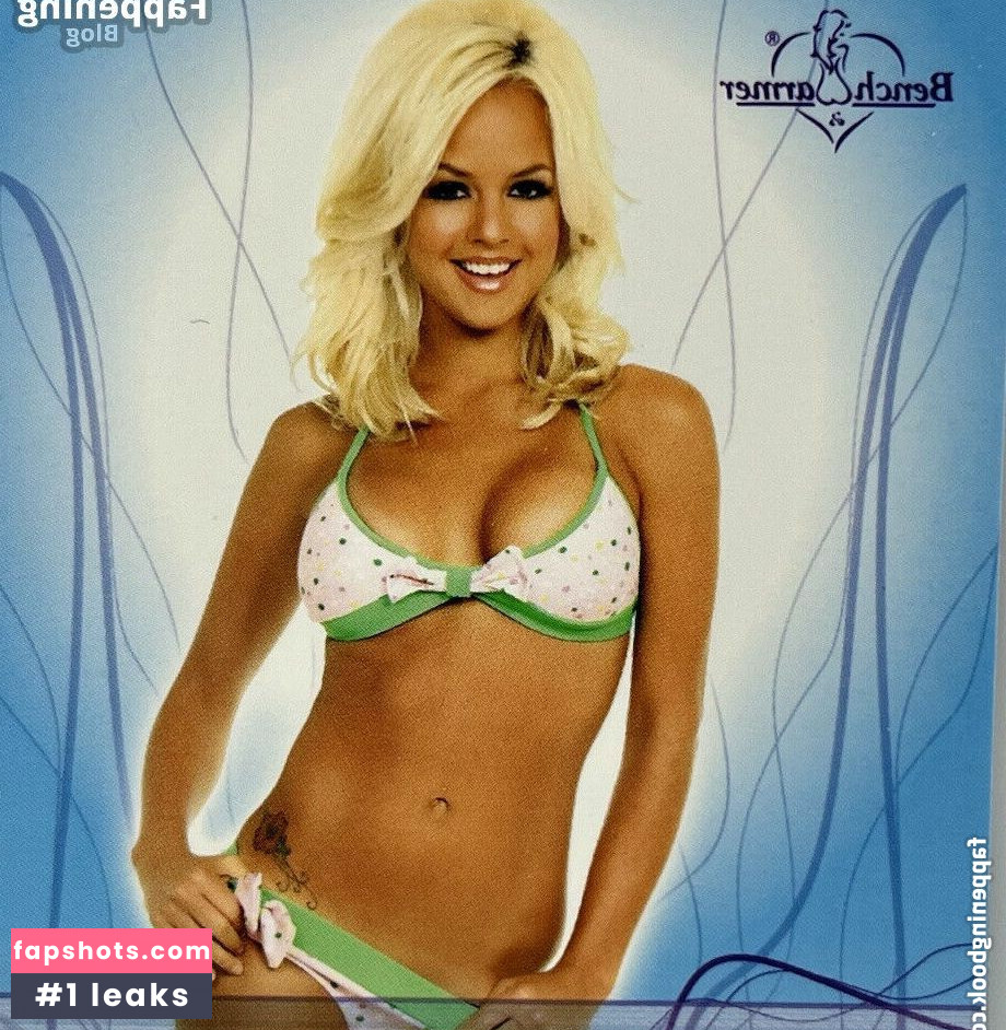 Holly Huddleston gallery photo #2