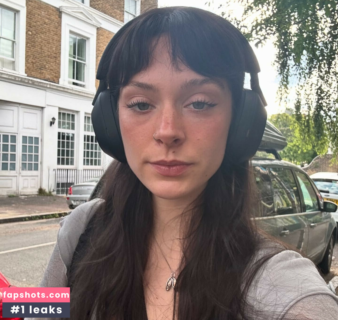 Holly Humberstone gallery photo #8