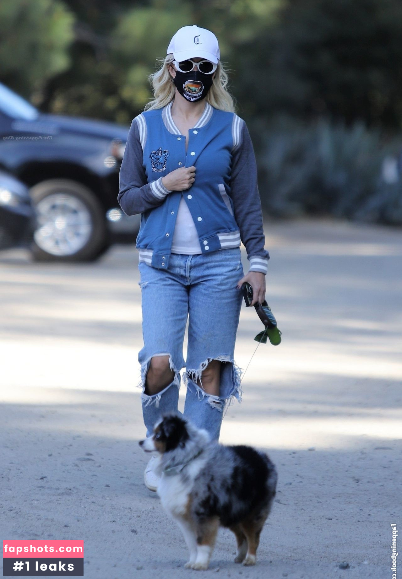 Holly Madison gallery photo #169