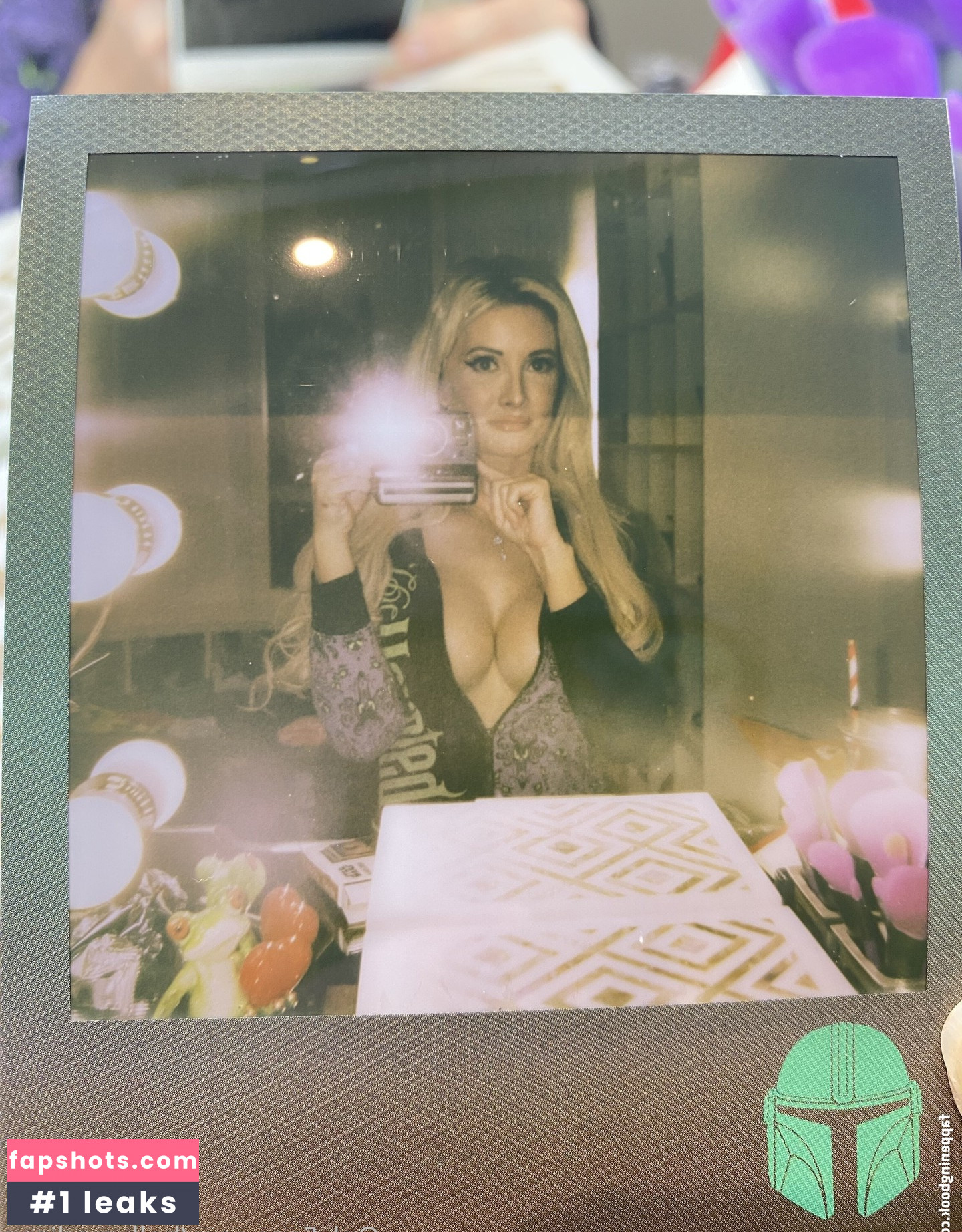 Holly Madison gallery photo #100