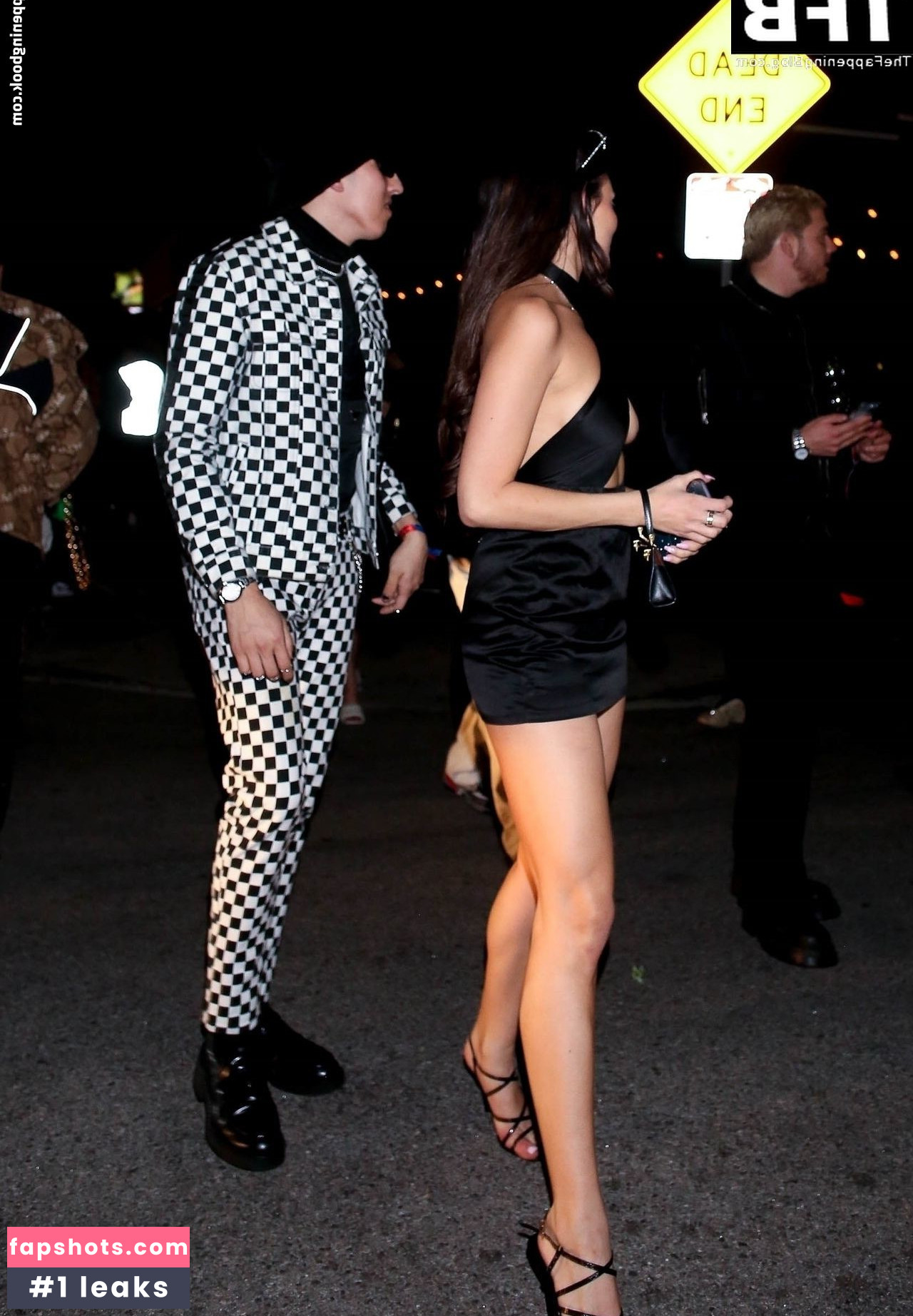 Holly Scarfone gallery photo #127