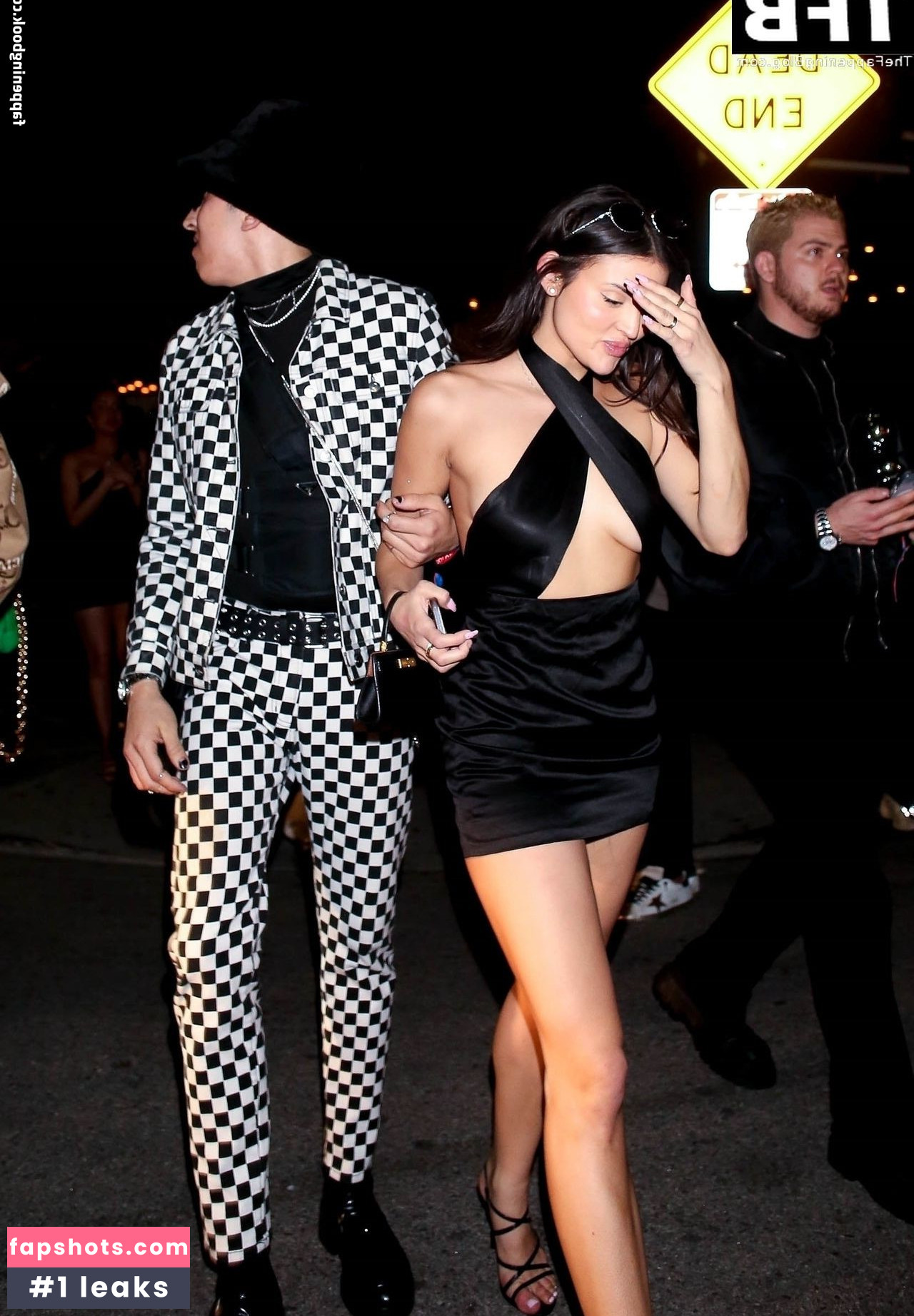 Holly Scarfone gallery photo #128