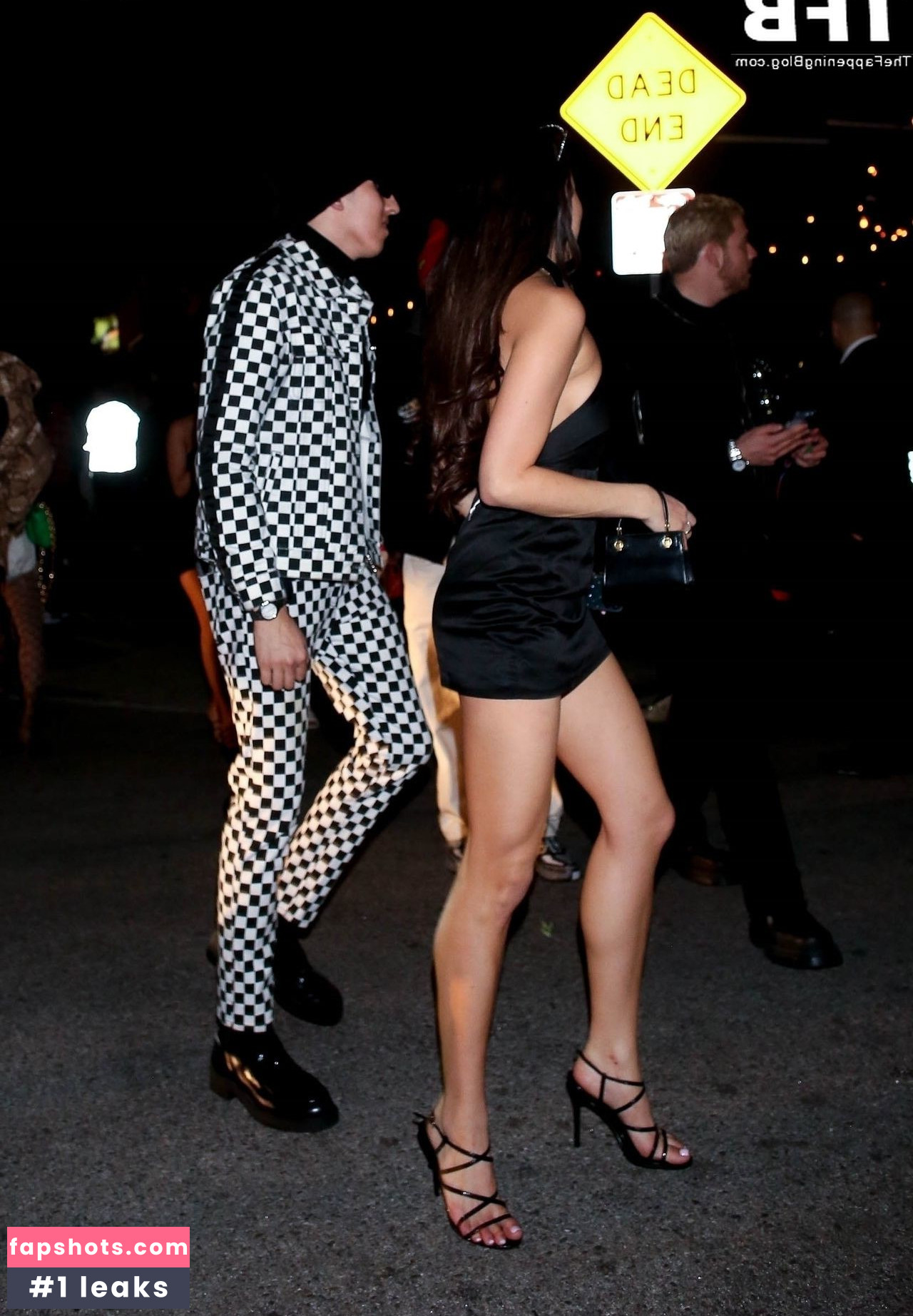 Holly Scarfone gallery photo #129