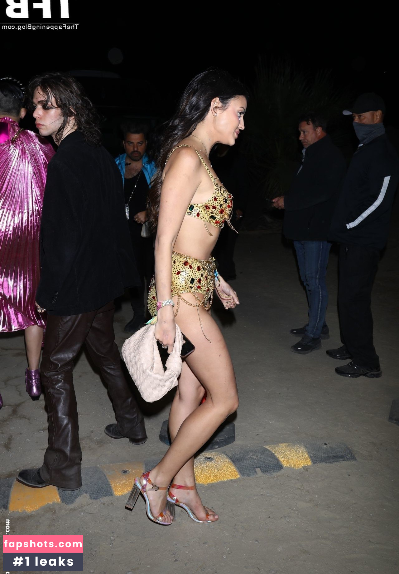 Holly Scarfone gallery photo #79