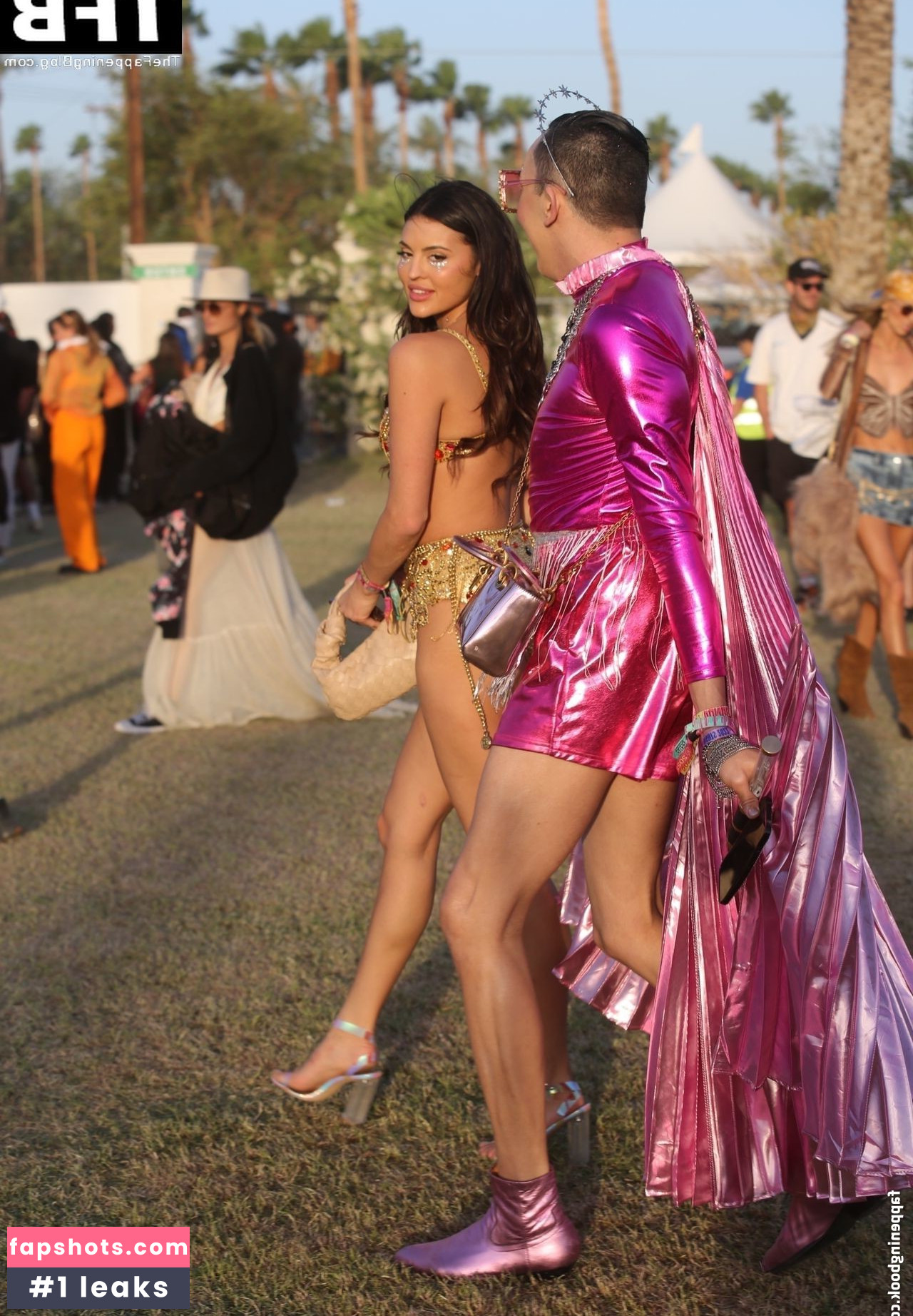 Holly Scarfone gallery photo #80