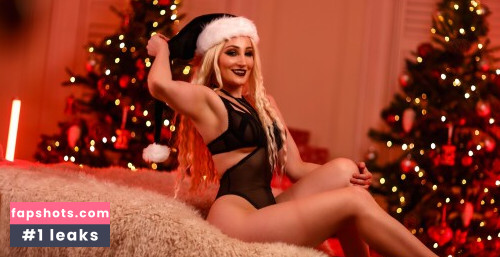 Holly Wolf gallery photo #1200