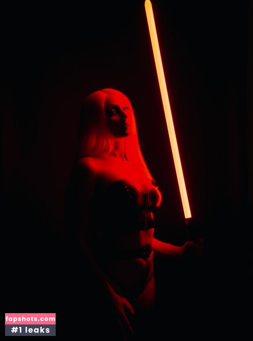 Holly Wolf gallery photo #1466