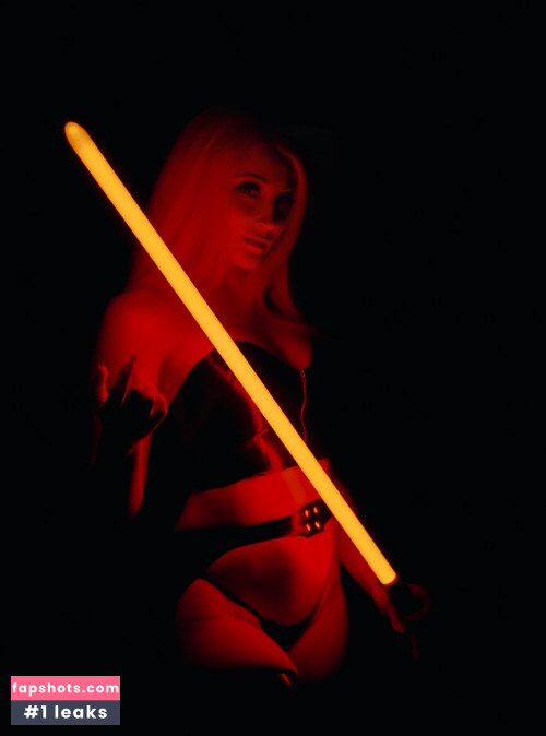 Holly Wolf gallery photo #1477