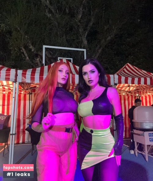 Holly Wolf gallery photo #1486