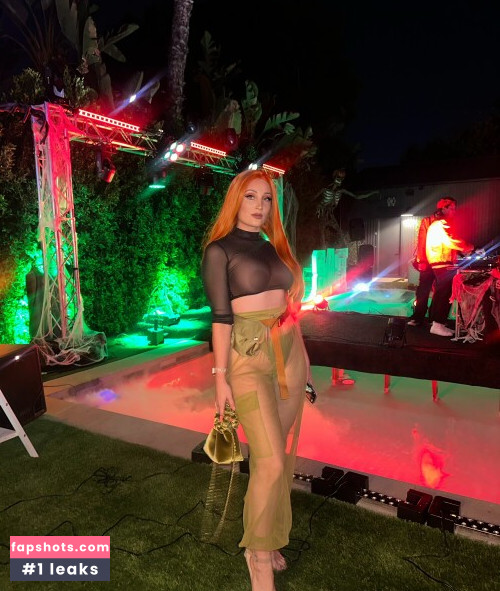 Holly Wolf gallery photo #1496