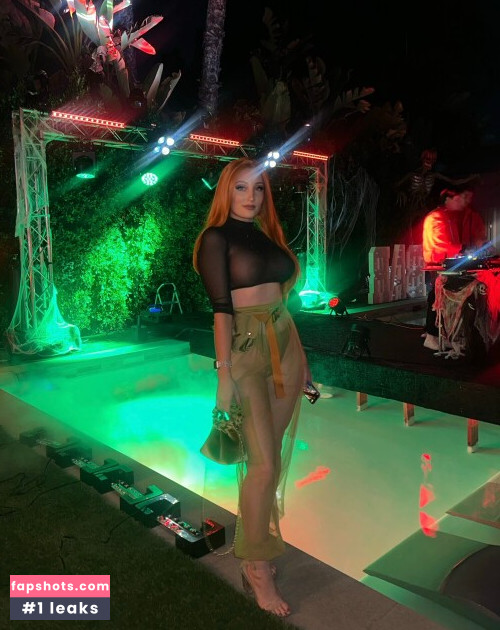 Holly Wolf gallery photo #1504