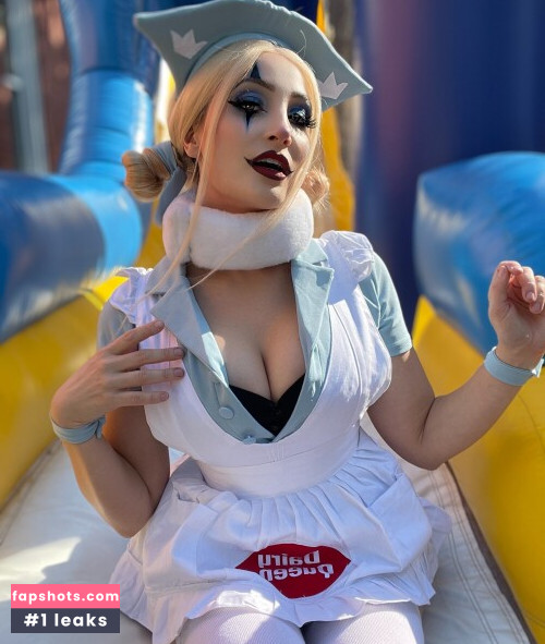 Holly Wolf gallery photo #1527