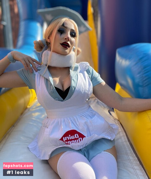 Holly Wolf gallery photo #1528