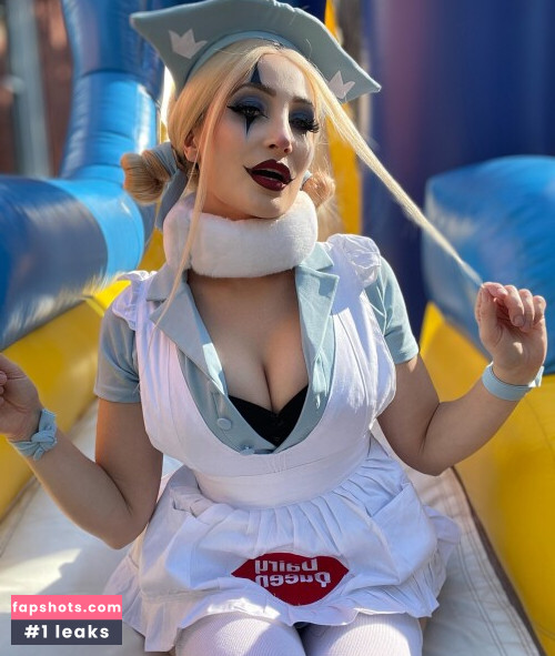 Holly Wolf gallery photo #1530