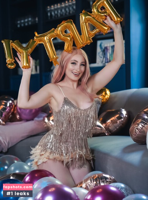 Holly Wolf gallery photo #1722