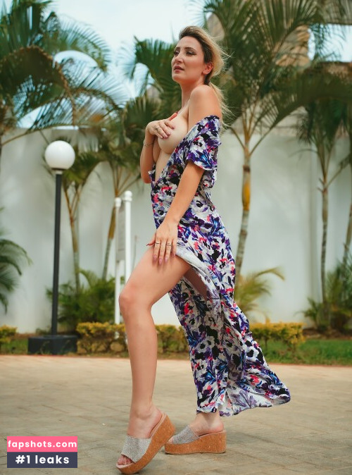 Holly Wolf gallery photo #2088