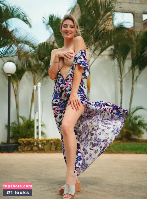 Holly Wolf gallery photo #2089