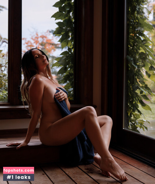 Holly Wolf gallery photo #2346