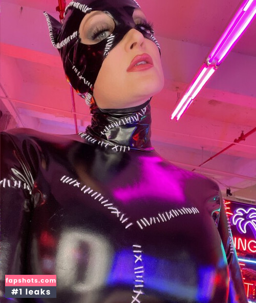 Holly Wolf gallery photo #2380