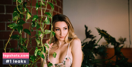 Holly Wolf gallery photo #2819