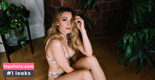 Holly Wolf gallery photo #2829