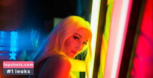 Holly Wolf gallery photo #3066