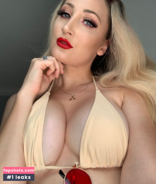 Holly Wolf gallery photo #3229