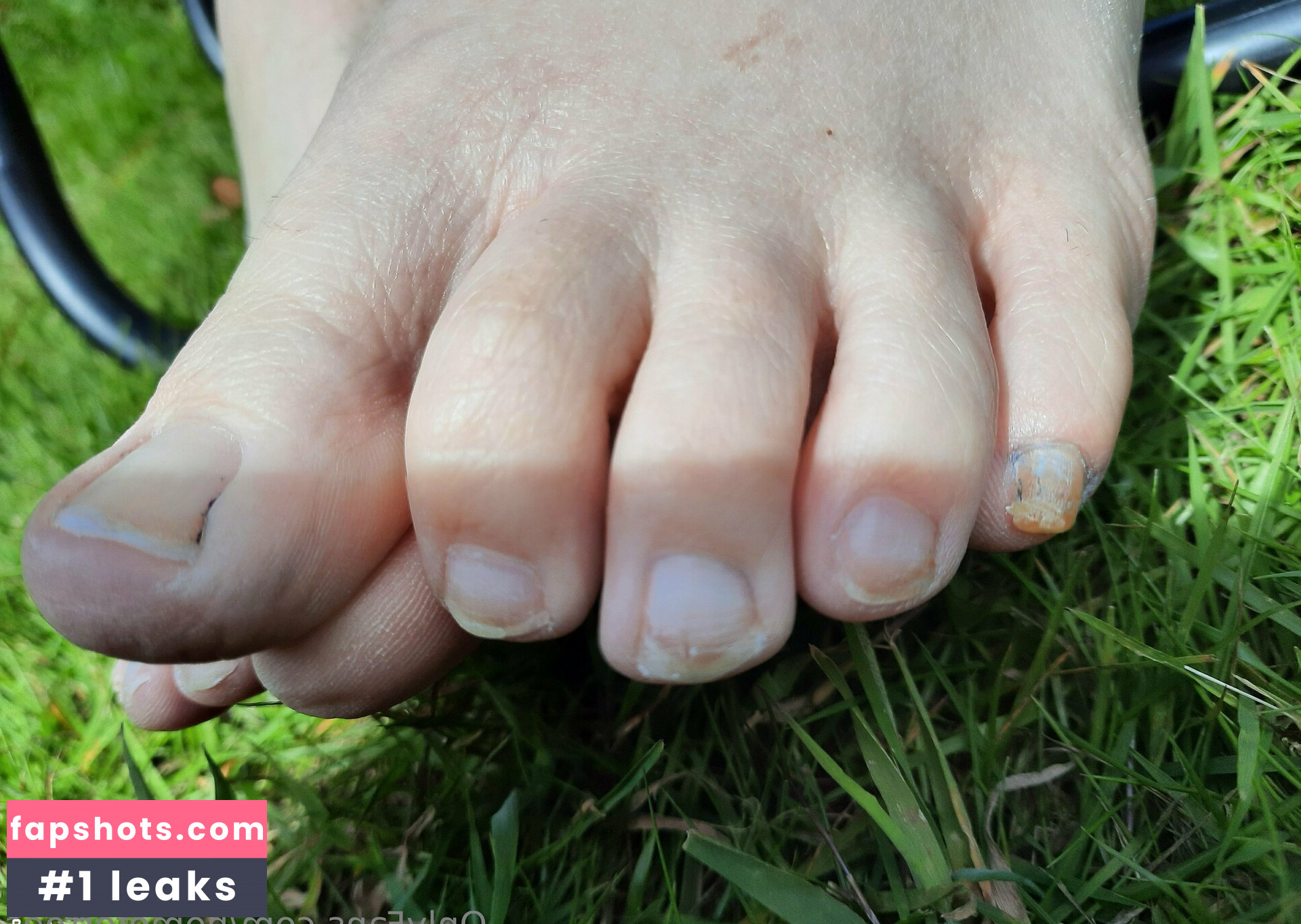 homefortoes Nahé úniky fotek pouze od fanoušků #14 - Fapshots