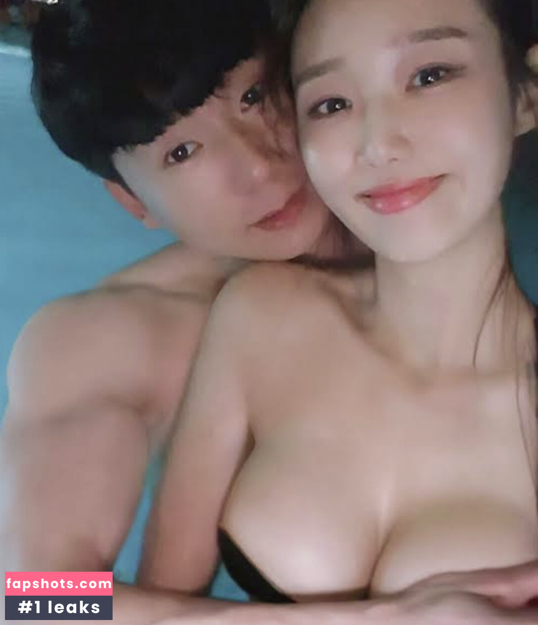 Honeyhani nude babe gallery