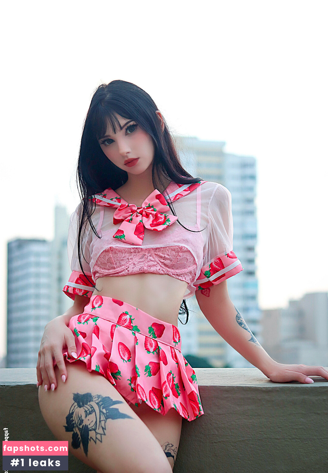 Honeylol gallery photo #26