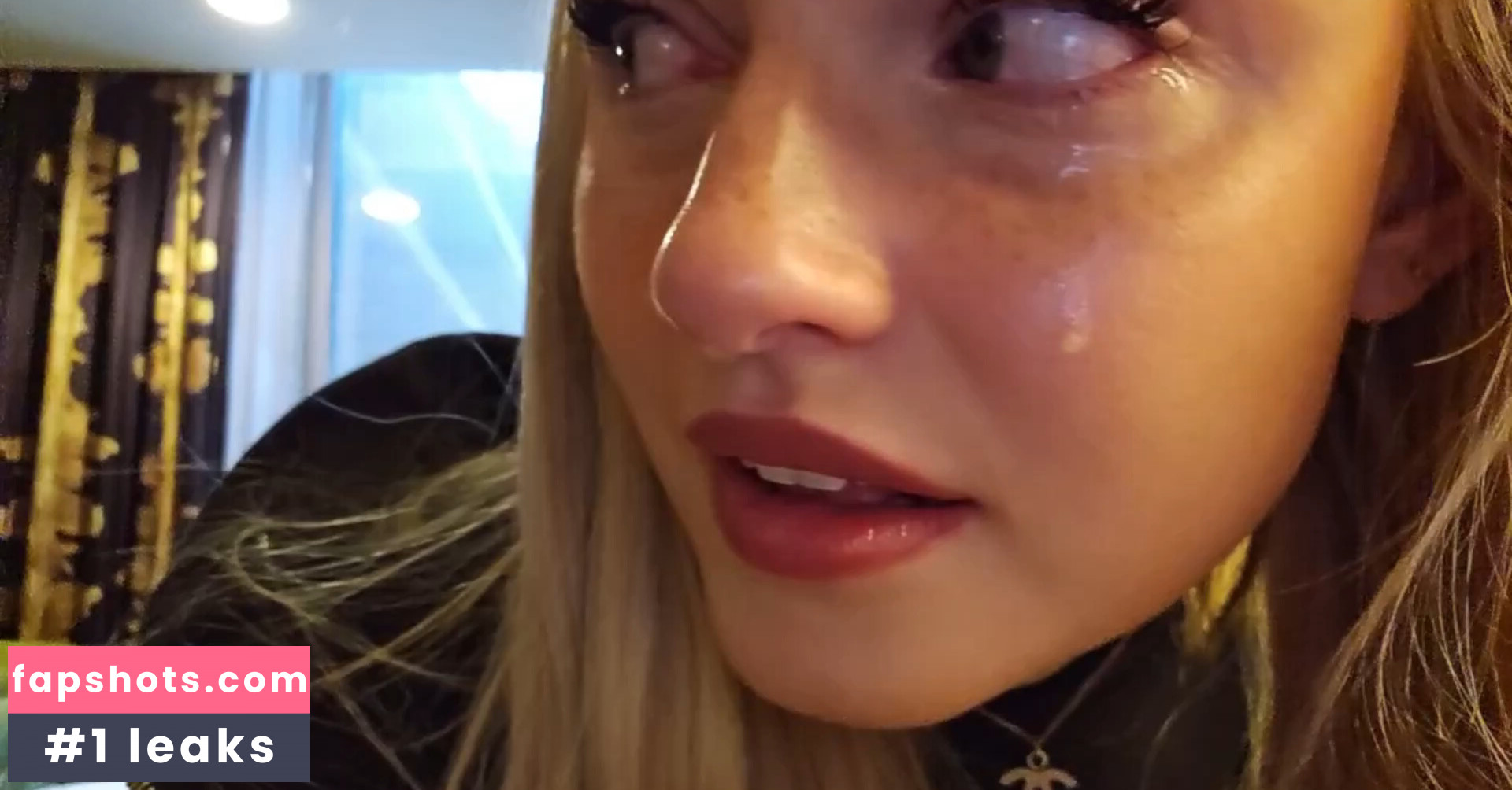 HoneyPuu gallery photo #2